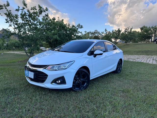 CRUZE LT